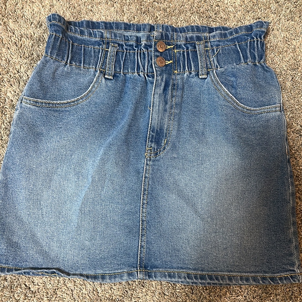 Universal thread skirt